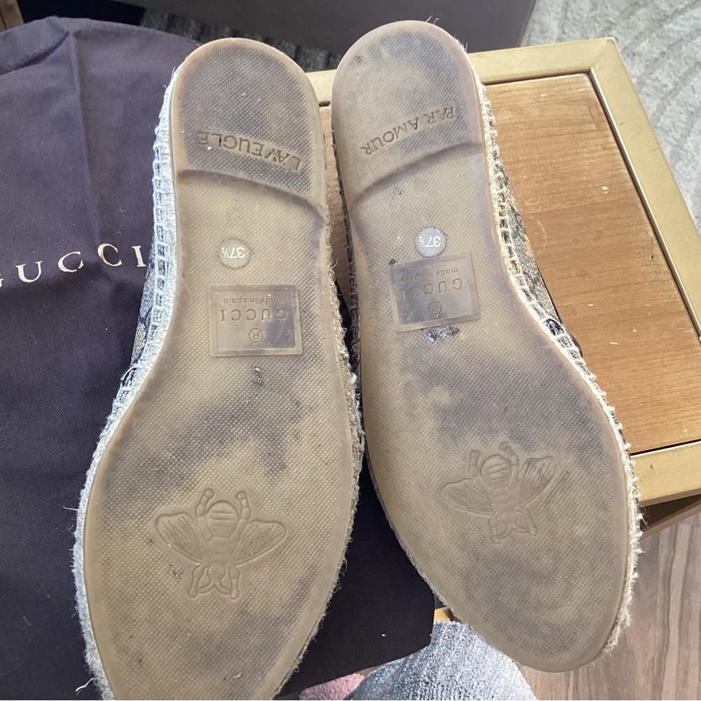 Gucci Beige and Gold Logo Espadrilles - Picture 4 of 6